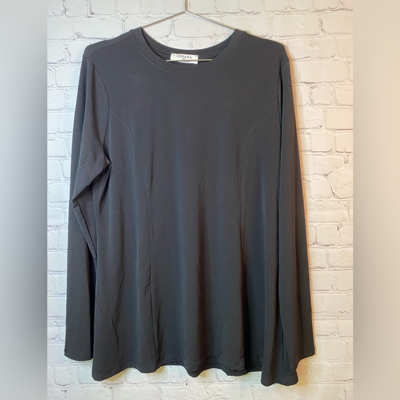 Zenana Outfitters long sleeve tshirt style. Size XL - Picture 1 of 6